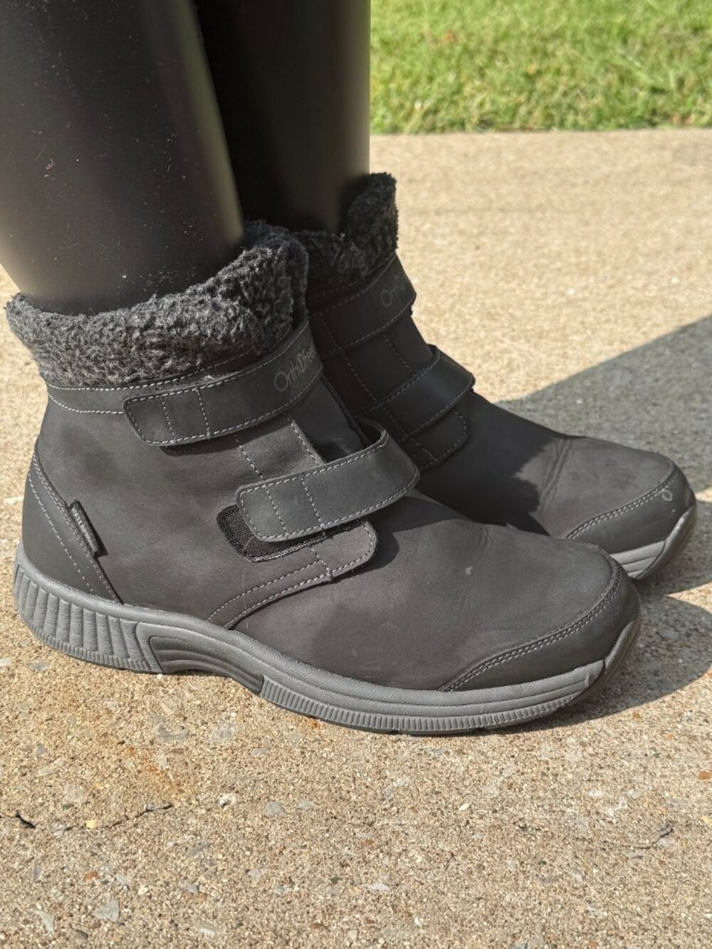 OrthoFeet Florence Black Leather Waterproof Boot 9.5 Wide Gorpcore Comfort 4075
